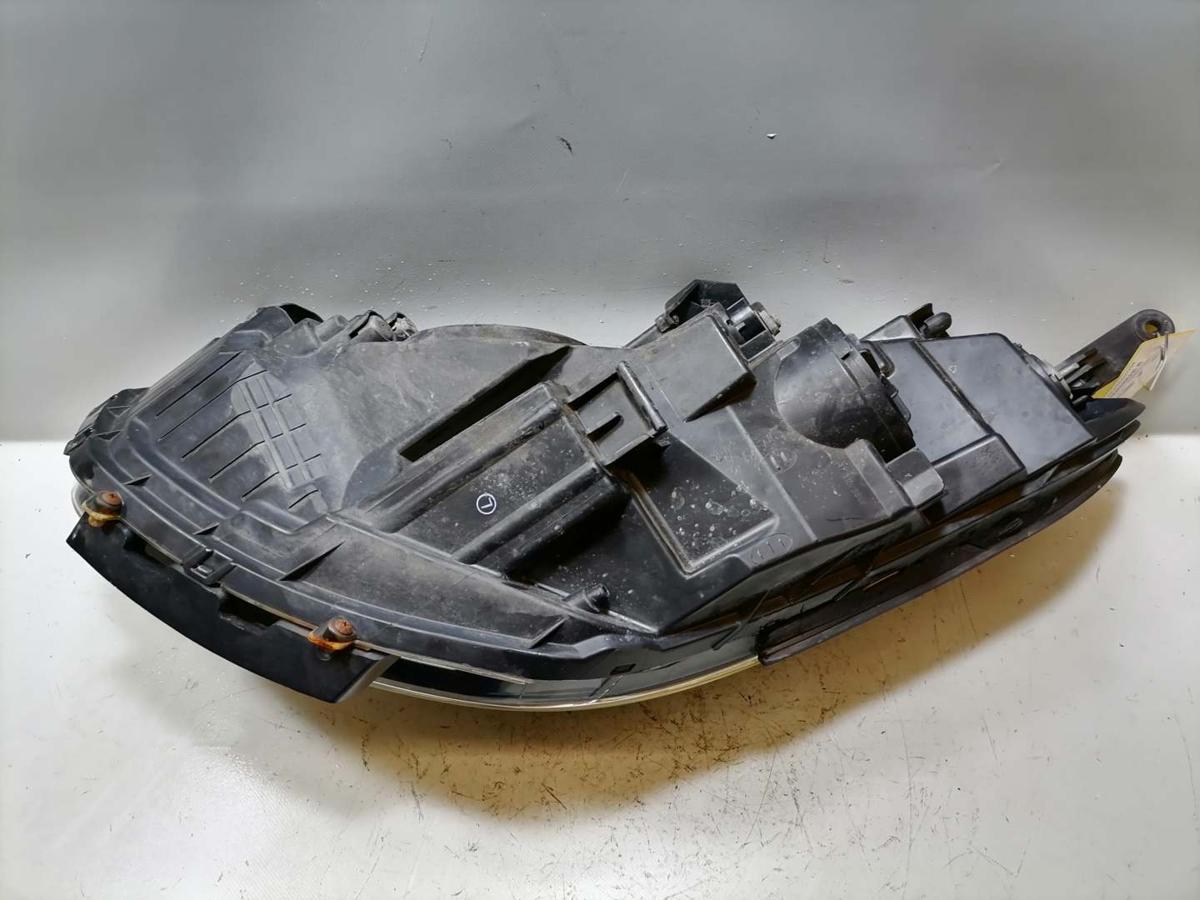 Hyundai IX20 original Scheinwerfer vorn rechts Halogen Bj.2011